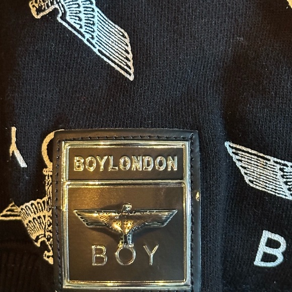 Men’s BOY LONDON Sweatshirt Black Crew Neck Front/Back Gold Graphic. Size XXL - Picture 4 of 5
